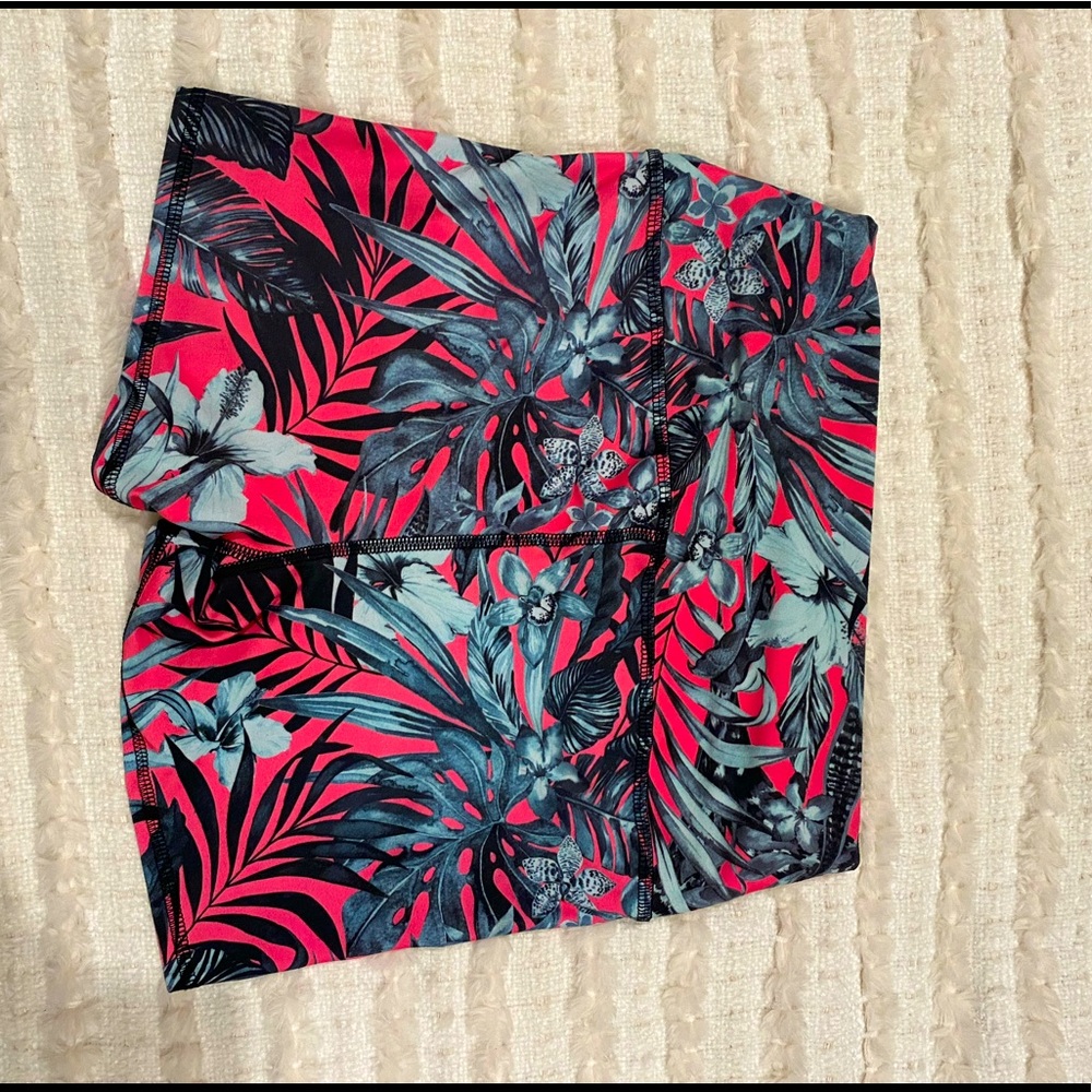 Evcr workout shorts Medium